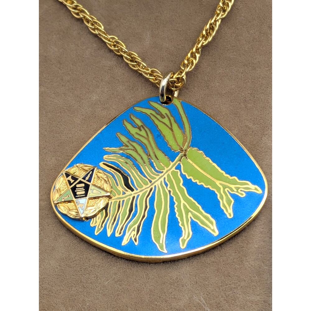 PJ WILSON Twig of Fern Enamel Pendant Necklace Gold Tone Eastern Star 24 in